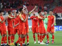 九游娱乐网址-国内足球精彩对决，球员展现实力