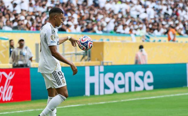 世俱杯1-1爆冷！皇马新月轰32脚战平！阿隆索无缘首胜，C罗没说错