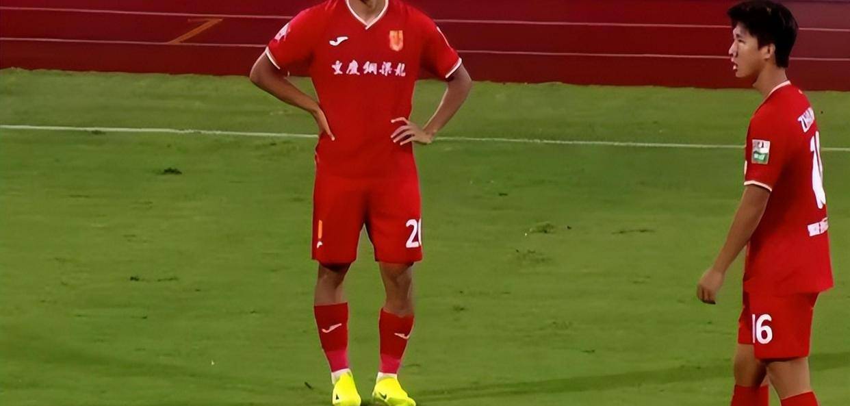 包含今年中甲悬念拉满，黑马突围与豪强失速轮番上演的词条